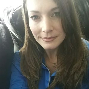 Meet your Posher, April